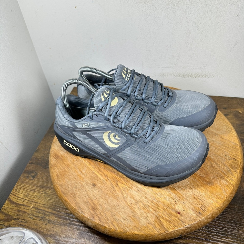 Topo Athletic Terraventure 4 WP Womens 9.5 Grey Butter Waterproof Trail Shoes